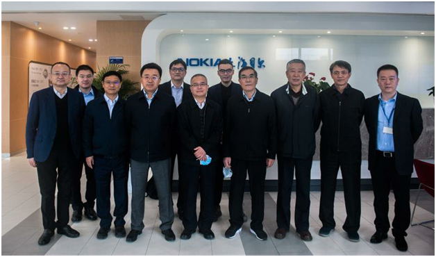 保利集團外部董事調(diào)研華信郵電駐蓉企業(yè)