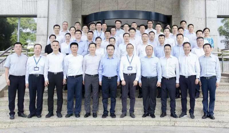 保利置業(yè)同保利華信開展業(yè)務交流